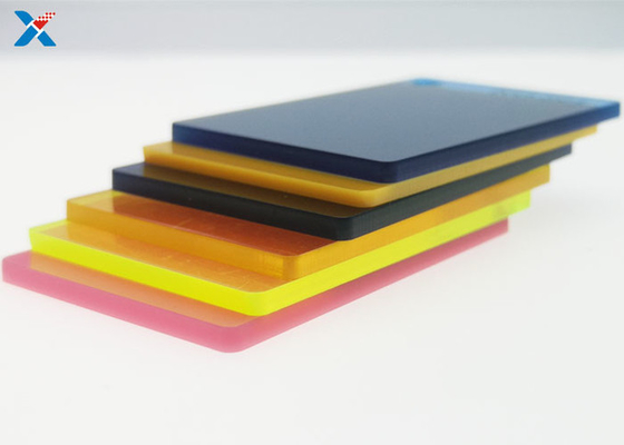 Lembar Akrilik Plexiglass Perspex Berwarna